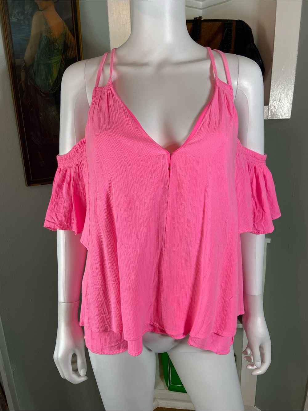 Lilly Pulitzer Bellamie Hot Pink Cold-Shoulder V-Neck Blouse Top Draped Crinkle